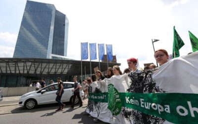 Should central banks do more for climate change v2