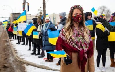 CORRECTED-Canadians nurture ties to their former home, Ukraine