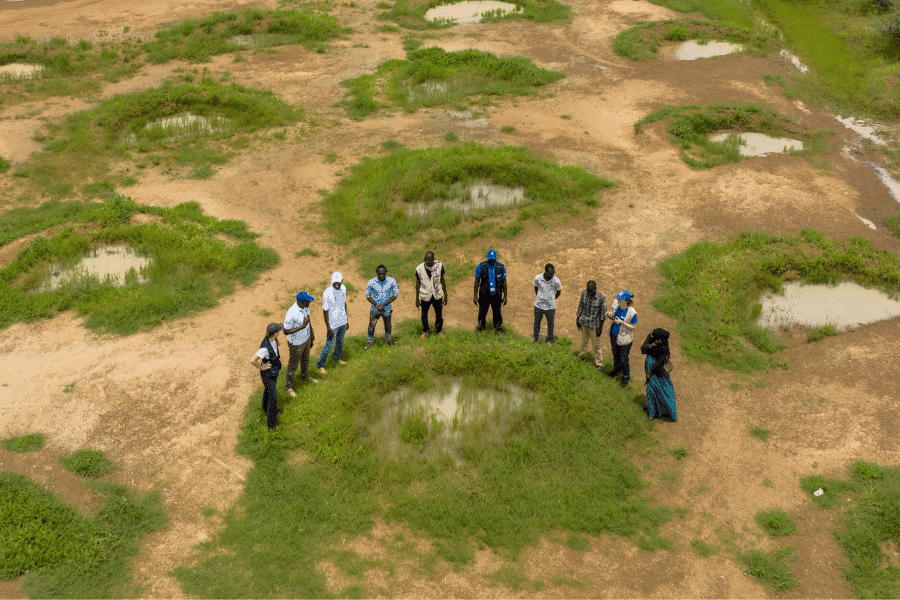 Growing food on arid land