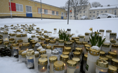 Decoder Replay: Mass shootings as a global problem