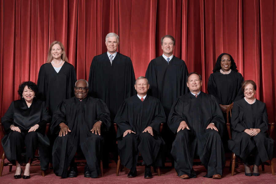 Decoder Replay: How important could one court be?