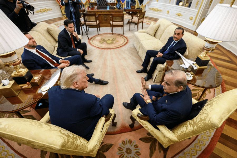 Pakistan seeks to prove it can be a peacemaker